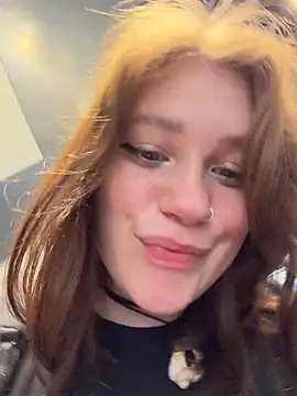 Snapshot of lucy-joy chatting on June 27, 7:24 am lucy-joy online show from June 27, 7:24 am