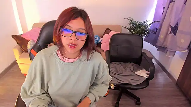 Verolake online show from November 22, 3:11 pm