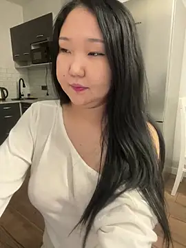 Snapshot of tammy_gun chatting on December 14, 2:11 pm tammy gun online show from December 14, 2:11 pm