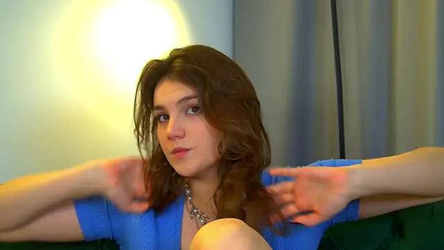 KarenClarks online show from October 22, 6:18 pm