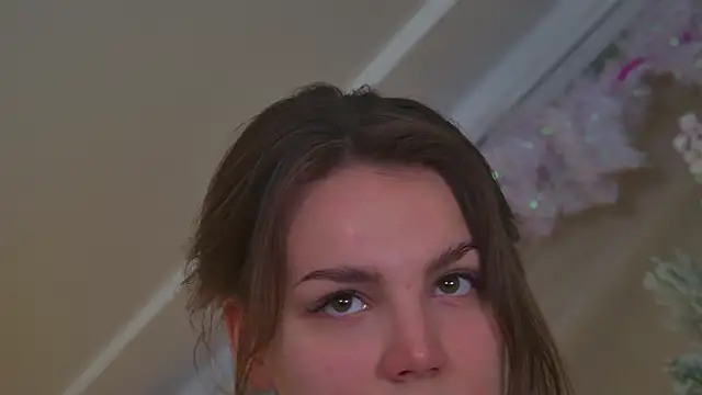 KarenClarks online show from December 17, 7:09 pm