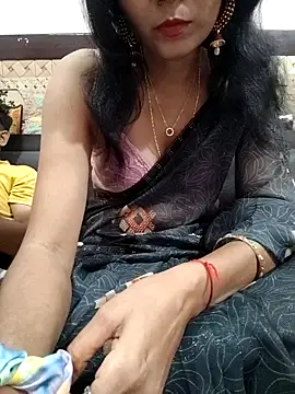 Yourhotsweetgirl online show from October 25, 5:37 am