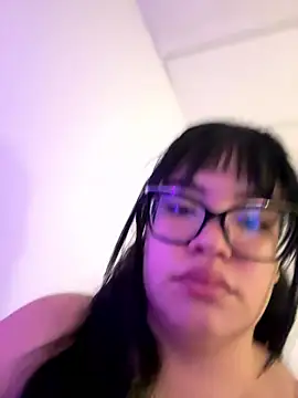 Emily Taylor2 online show from January 12, 2:06 am