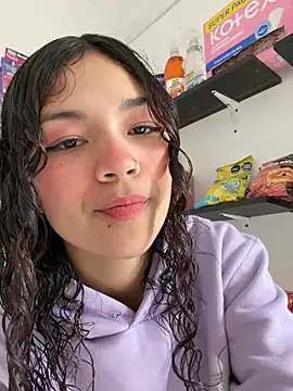 Camilla Miller01 online show from March 14, 1:05 pm