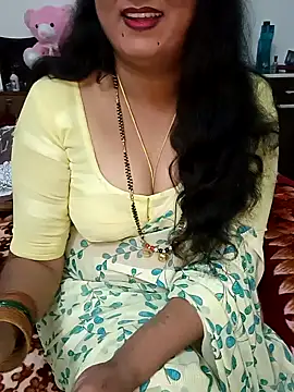 Snapshot of Niharika555 chatting on January 19, 3:16 pm Niharika555 online show from January 19, 3:16 pm