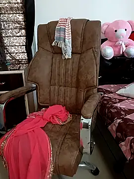 Snapshot of Niharika555 chatting on February 4, 9:04 am Niharika555 online show from February 4, 9:04 am