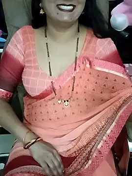 Snapshot of Niharika555 chatting on February 6, 7:39 pm Niharika555 online show from February 6, 7:39 pm