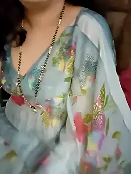 Snapshot of Niharika555 chatting on February 10, 6:12 pm Niharika555 online show from February 10, 6:12 pm