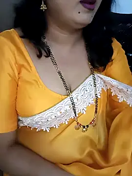 Snapshot of Niharika555 chatting on February 28, 5:14 pm Niharika555 online show from February 28, 5:14 pm