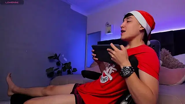 Ares di martin online show from December 3, 2:15 pm