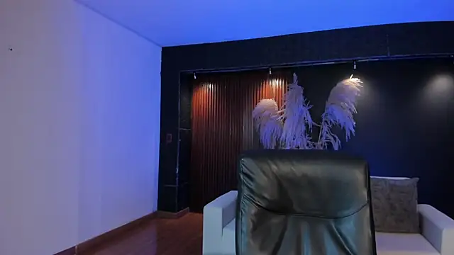 Snapshot of AidaJones chatting on September 22, 11:56 am AidaJones online show from September 22, 11:56 am