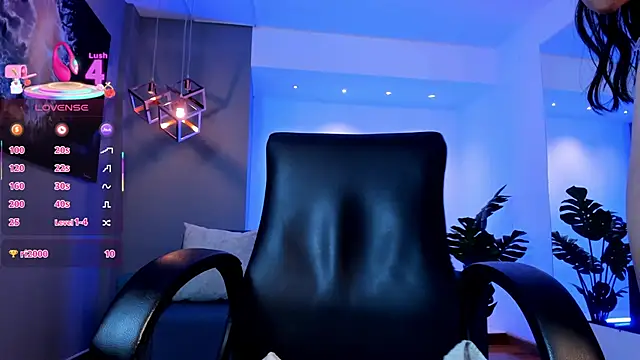 AidaJones online show from December 17, 11:44 pm