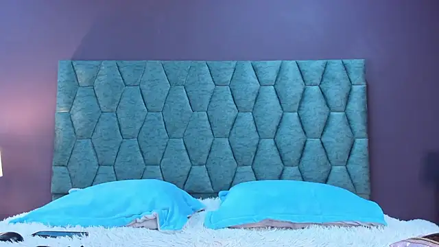 Snapshot of shanthal_bllizz chatting on November 5, 3:17 am shanthal bllizz online show from November 5, 3:17 am