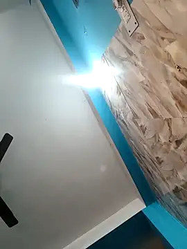 hornyzinia123 online show from February 18, 3:13 am