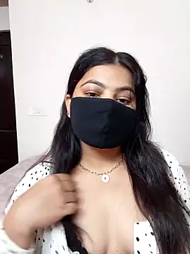 Snapshot of Aavya_007 chatting on June 1, 11:01 am Aavya 007 online show from June 1, 11:01 am