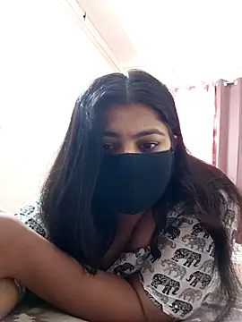 Snapshot of Aavya_007 chatting on June 8, 7:31 am Aavya 007 online show from June 8, 7:31 am