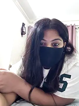 Snapshot of Aavya_007 chatting on June 14, 5:26 pm Aavya 007 online show from June 14, 5:26 pm