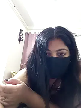 Snapshot of Aavya_007 chatting on June 24, 4:39 pm Aavya 007 online show from June 24, 4:39 pm