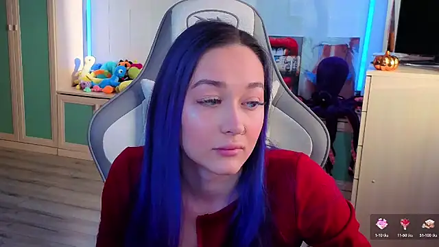 Snapshot of Im_suka chatting on November 16, 3:45 am Im suka online show from November 16, 3:45 am