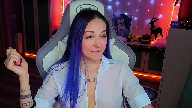 Snapshot of Im_suka chatting on January 9, 3:20 am Im suka online show from January 9, 3:20 am