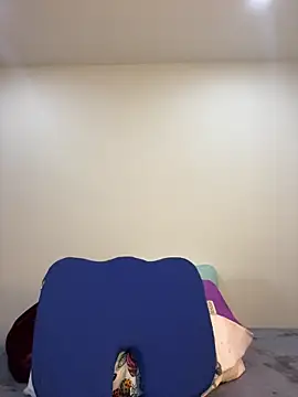 MaxDell online show from March 25, 6:14 pm