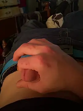 Snapshot of jcwxt chatting on January 12, 2:11 pm jcwxt online show from January 12, 2:11 pm