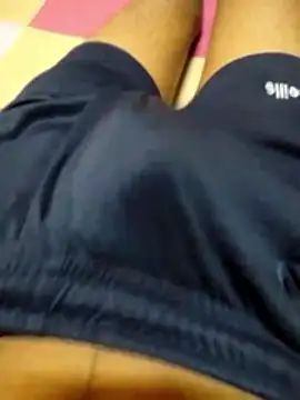 Saxyboy2002 online show from November 30, 4:27 am