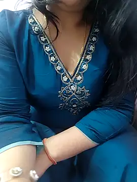 roshni agrawal0 online show from February 15, 1:20 pm