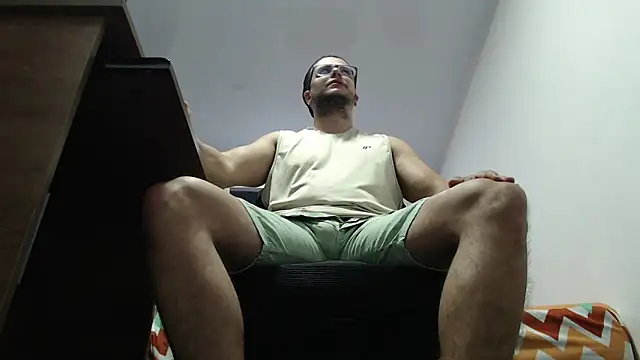 cloudsxxx online show from September 18, 2:41 pm