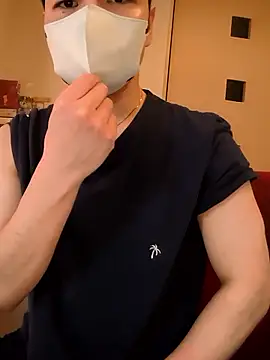 Snapshot of kqitooo chatting on January 17, 4:28 am kqitooo online show from January 17, 4:28 am