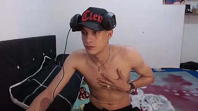 Ethanho0t online show from December 20, 9:38 am