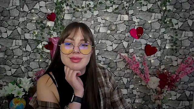 Amanda Bright  online show from November 25, 10:15 am