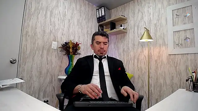 JuanKFit 45 online show from February 12, 3:12 am