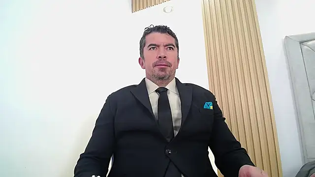 Snapshot of JuanKFit_45 chatting on April 25, 1:41 pm JuanKFit 45 online show from April 25, 1:41 pm