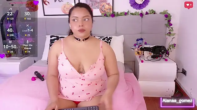 Alanaa Gomez online show from October 14, 4:41 pm