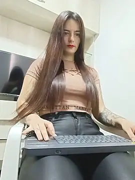 Demy Rhoades online show from June 6, 3:17 pm