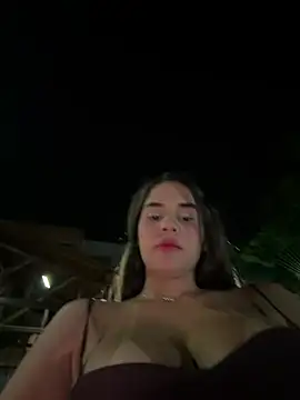 BellaLeclair online show from April 12, 12:37 am