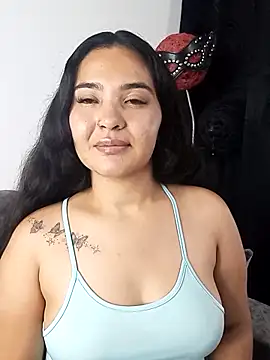 Snapshot of meli__brown chatting on October 1, 3:12 am meli brown online show from October 1, 3:12 am