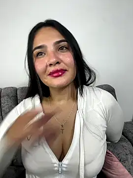 meli  brown online show from January 6, 12:31 pm