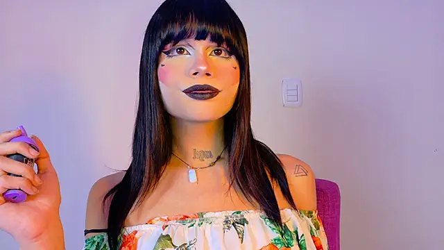 NATASHAA WINZ online show from November 26, 6:14 am