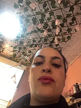 karolNails online show from February 24, 7:45 pm