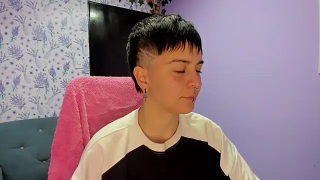  Hannah Hot online show from October 29, 1:41 am