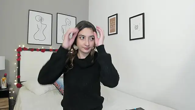 Snapshot of Alice_Dickinssonn chatting on February 21, 9:16 pm Alice Dickinssonn online show from February 21, 9:16 pm