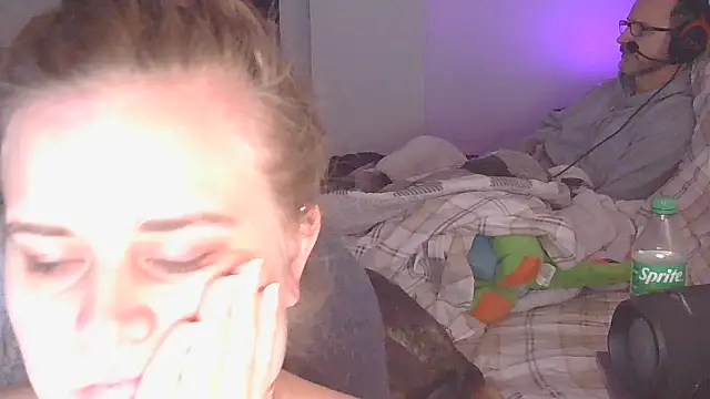 Sexyblonde12344 online show from December 4, 4:59 pm