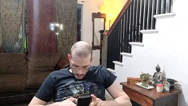 Snapshot of MasterDaddyCool chatting on July 9, 8:46 pm MasterDaddyCool online show from July 9, 8:46 pm