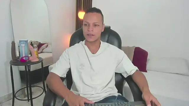 Ricky Owens1 online show from September 15, 1:11 pm