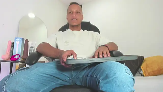 Ricky Owens1 online show from September 24, 1:58 pm