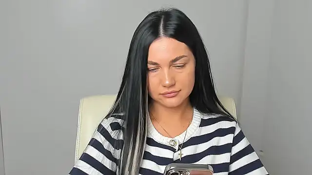 Lune Moon online show from November 20, 7:08 am