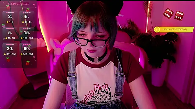 CoralineYoung online show from February 1, 7:07 am