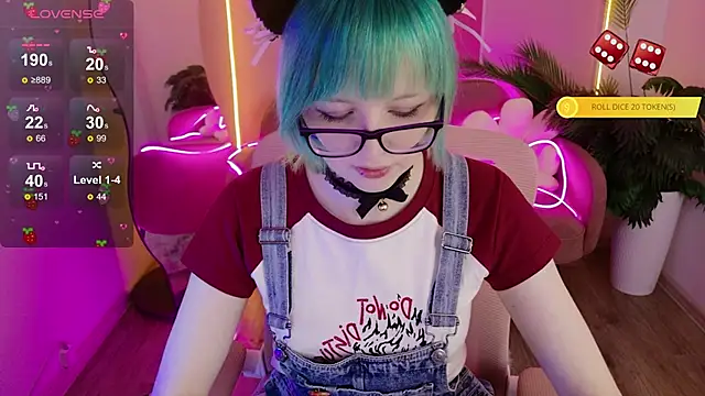 CoralineYoung online show from March 19, 7:01 am